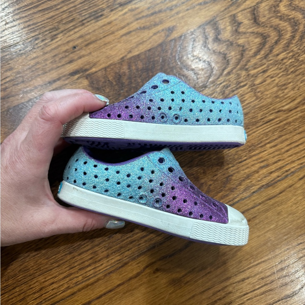 Native Kids Glitter Gradient Sneakers in Aqua and Purple